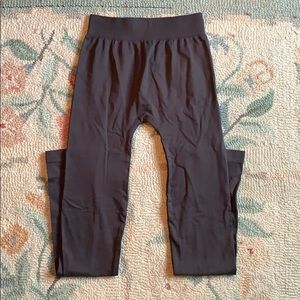 ❌ SOLD ❌ Lizard Thicket Dark Brown/Gray tights